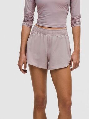 Lululemon Ruched-Side Shorts size S